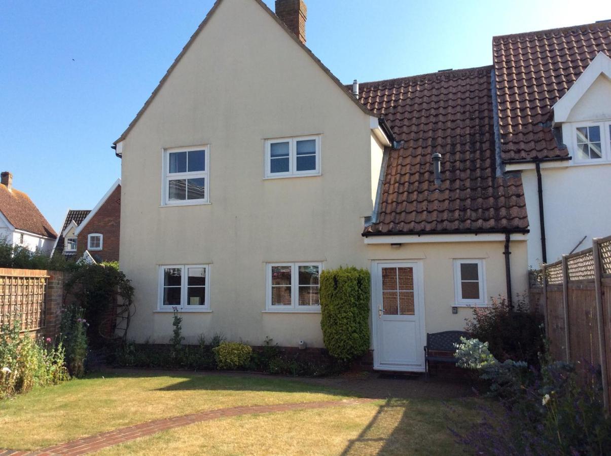 April Holiday home Aldeburgh